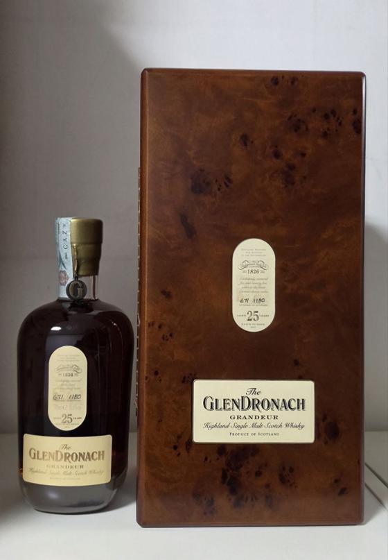 GlenDronach Grandeur 25 Year Old Batch 7